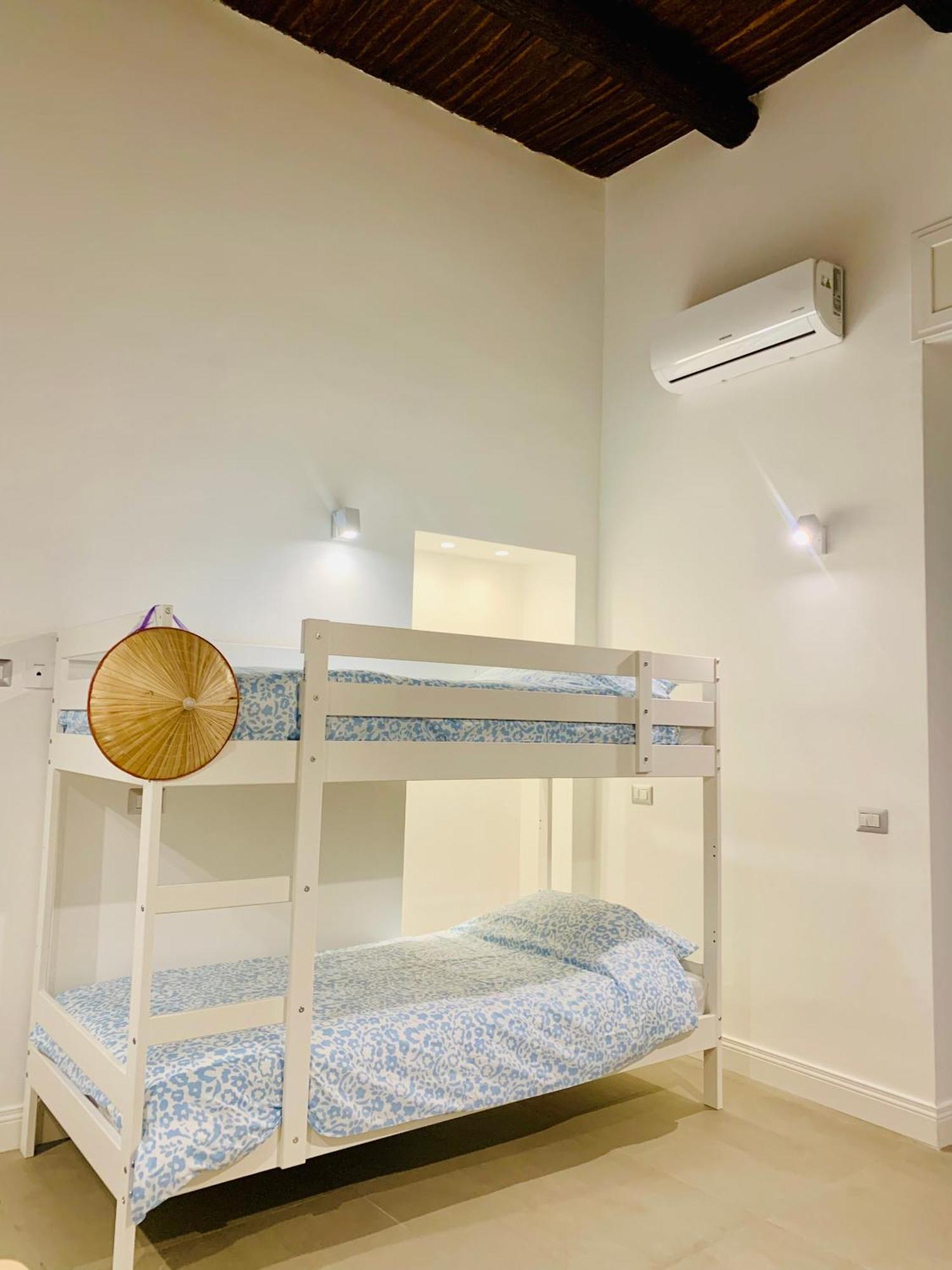 Fafa Apartment City Center نابولي المظهر الخارجي الصورة